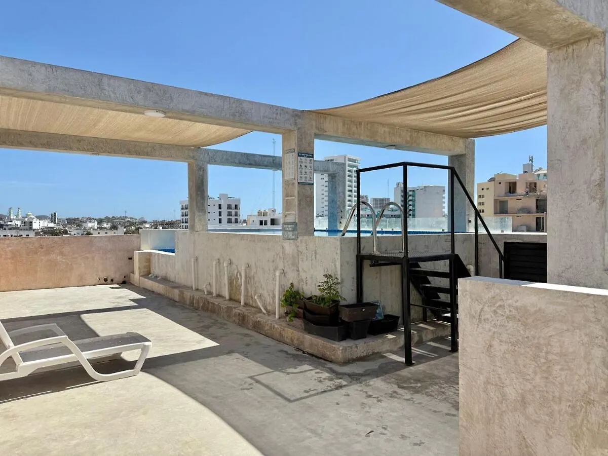 Loft A Few Blocks From The Beach Mazatlán Apartament